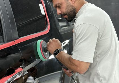 انجام سرامیک و ریکاوری رنگ خودرو